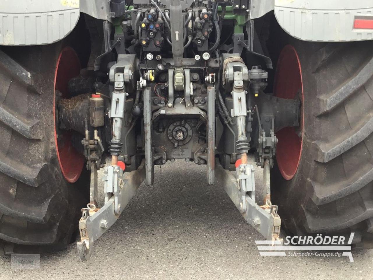 Traktor του τύπου Fendt 826 VARIO S4 PROFI PLUS, Gebrauchtmaschine σε Wildeshausen (Φωτογραφία 7)