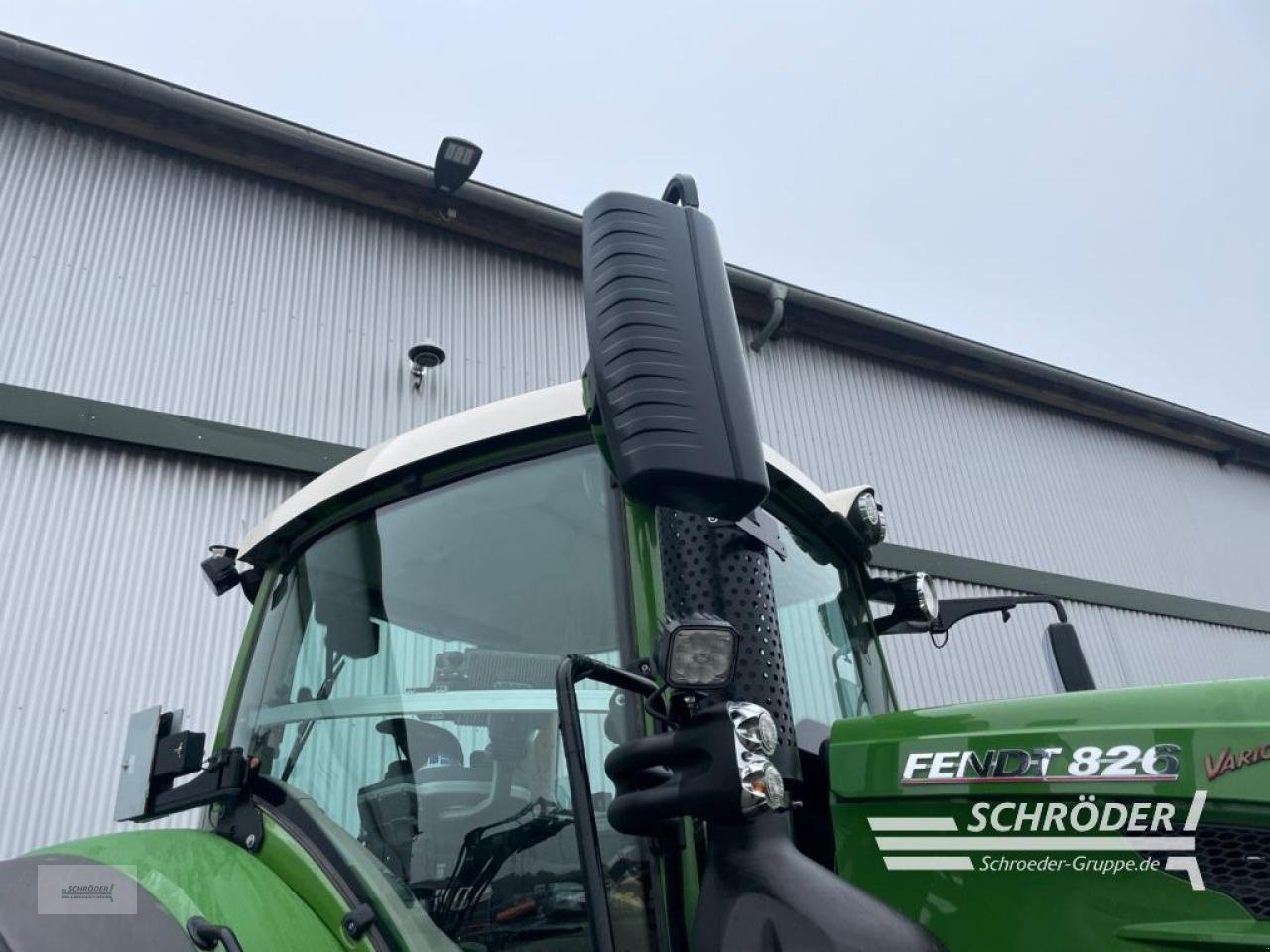 Traktor от тип Fendt 826 VARIO S4 PROFI PLUS, Gebrauchtmaschine в Wildeshausen (Снимка 20)