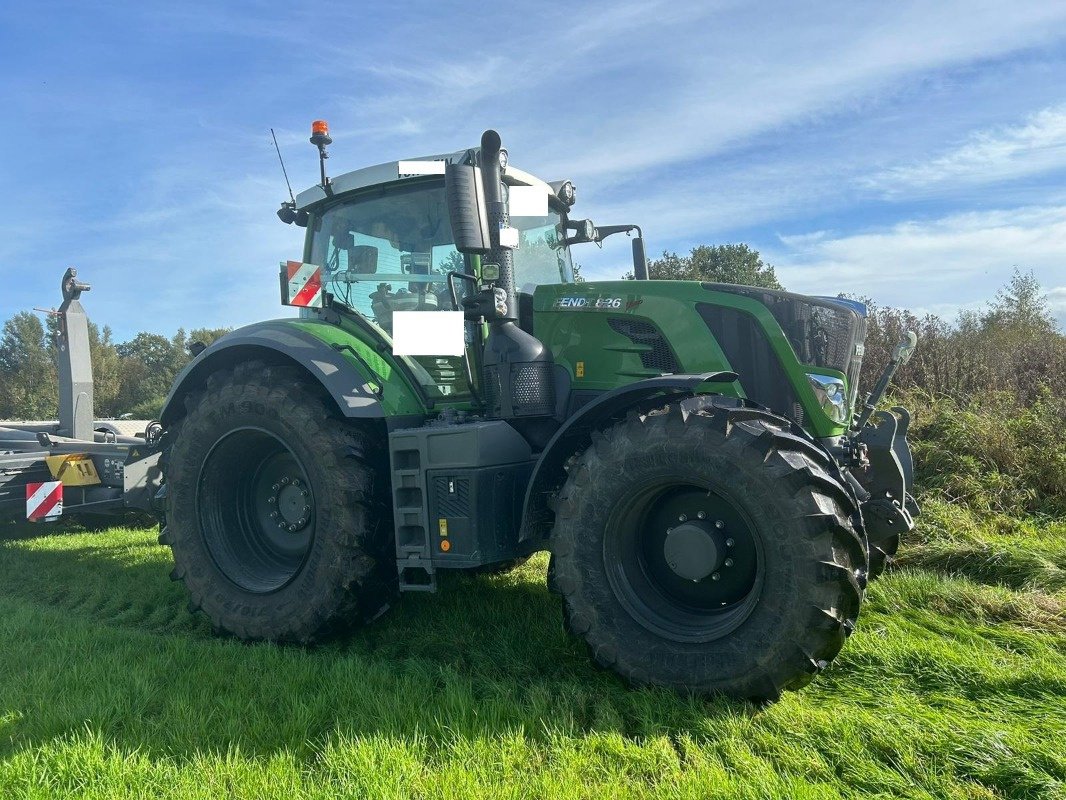 Traktor typu Fendt 826 Vario S4, Gebrauchtmaschine v Bevern (Obrázek 2)