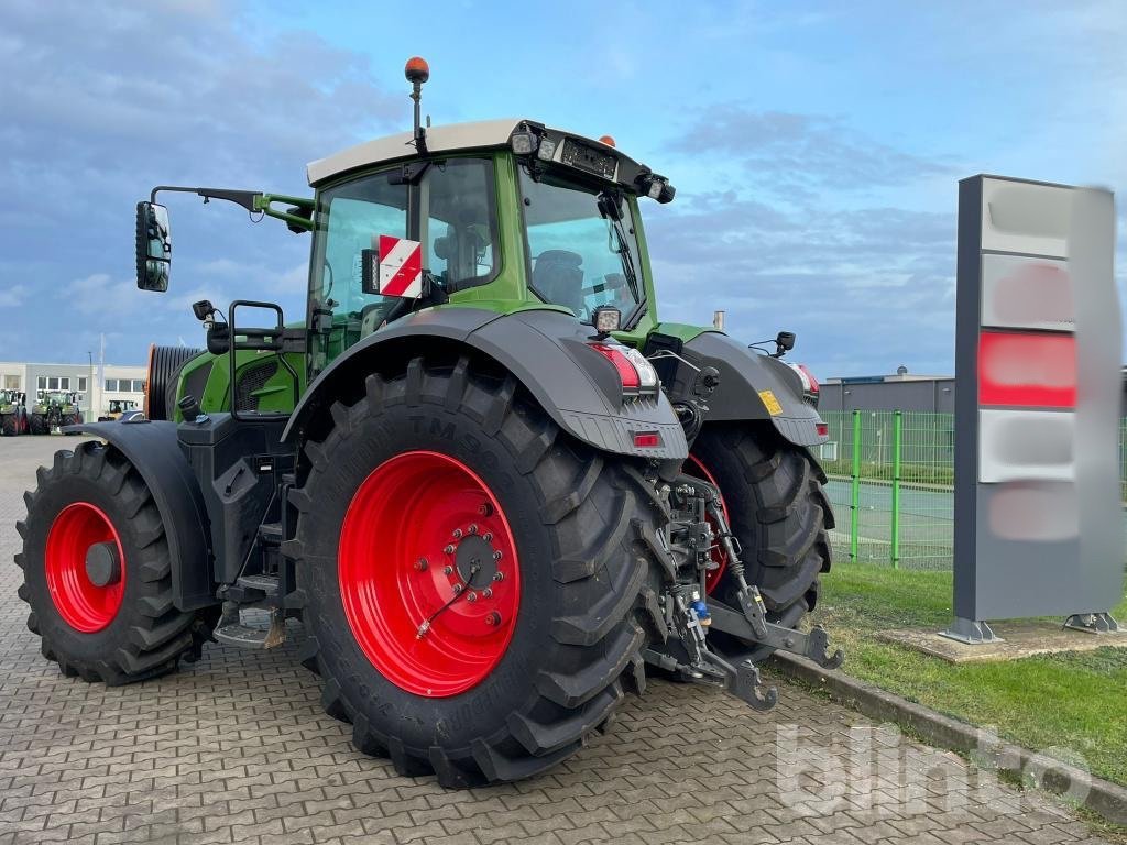 Traktor типа Fendt 826 Vario S4, Gebrauchtmaschine в Düsseldorf (Фотография 3)