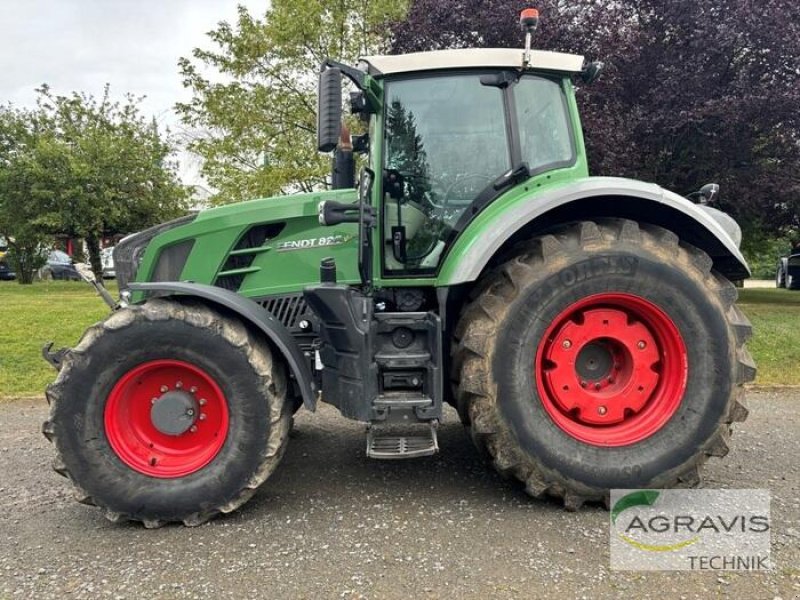 Traktor Türe ait Fendt 826 VARIO SCR PROFI PLUS, Gebrauchtmaschine içinde Schladen (resim 2)