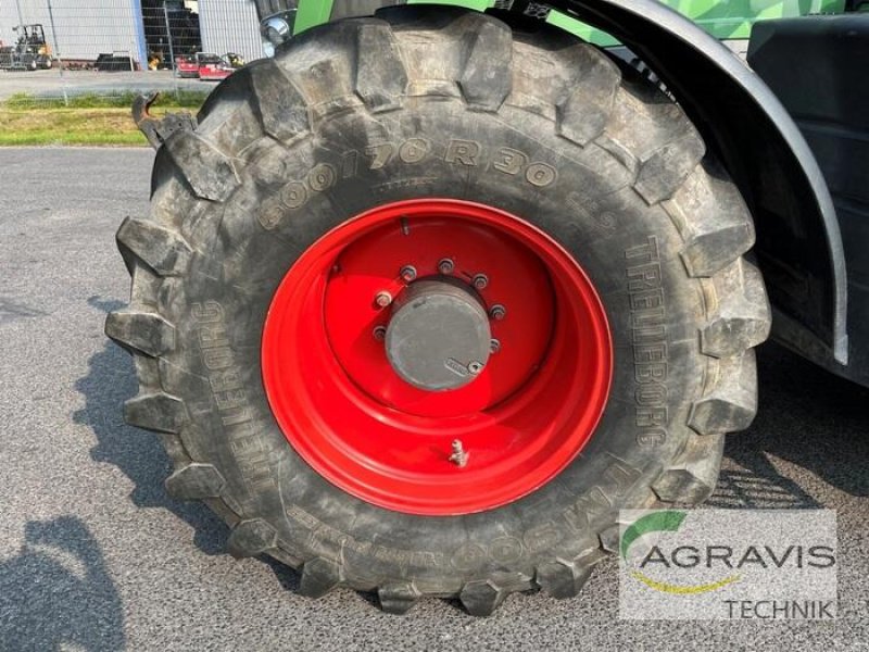 Traktor van het type Fendt 826 VARIO SCR PROFI, Gebrauchtmaschine in Meppen (Foto 10)