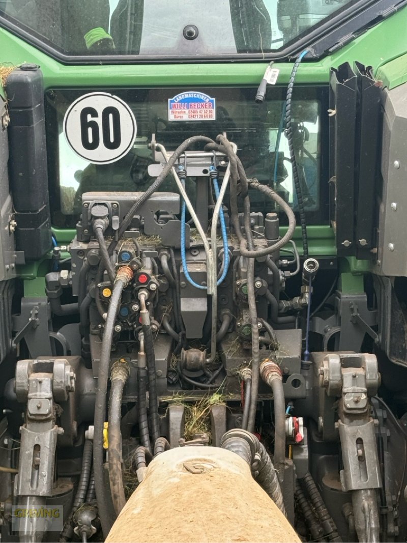 Traktor типа Fendt 826 Vario TMS Profi Plus, Gebrauchtmaschine в Euskirchen (Фотография 9)