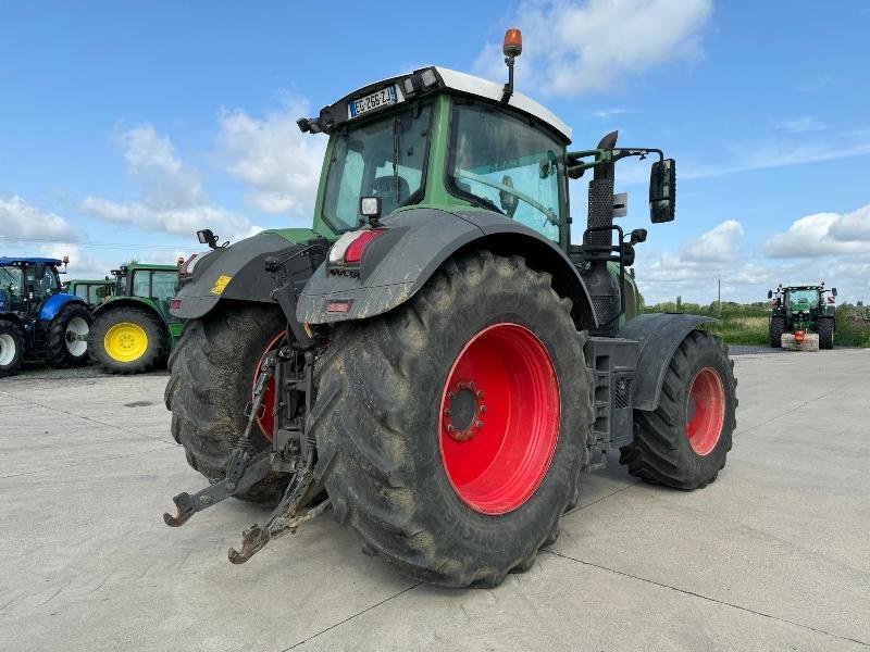 Traktor Türe ait Fendt 826 VARIO, Gebrauchtmaschine içinde Richebourg (resim 4)