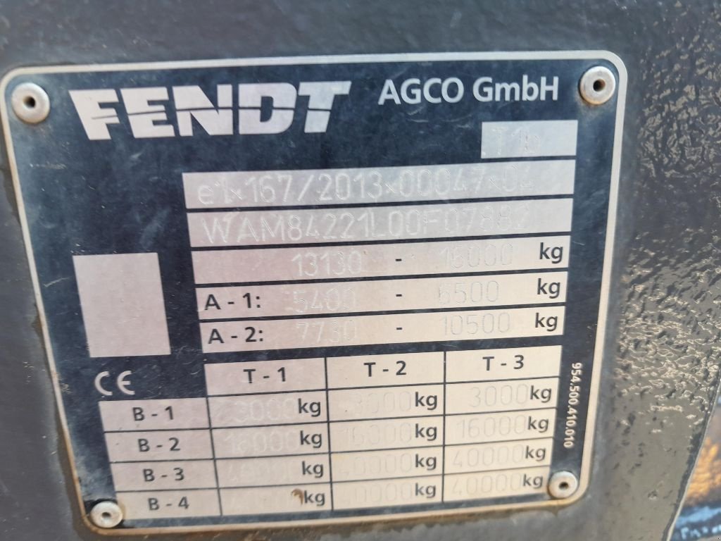 Traktor typu Fendt 828 PROFI +, Gebrauchtmaschine v STE GEMME LA PLAINE (Obrázok 11)