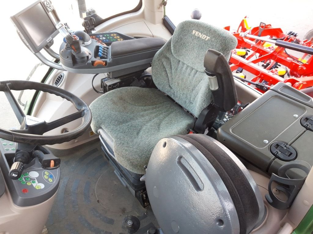 Traktor tip Fendt 828 PROFI +, Gebrauchtmaschine in CHEVILLON  (MAIZEROY) (Poză 6)