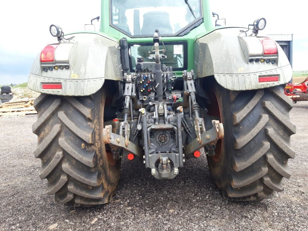 Traktor типа Fendt 828 PROFI +, Gebrauchtmaschine в CHEVILLON  (MAIZEROY) (Фотография 3)