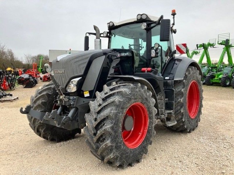 Traktor del tipo Fendt 828 PROFI + BLACK, Gebrauchtmaschine en ANDELOT (Imagen 2)