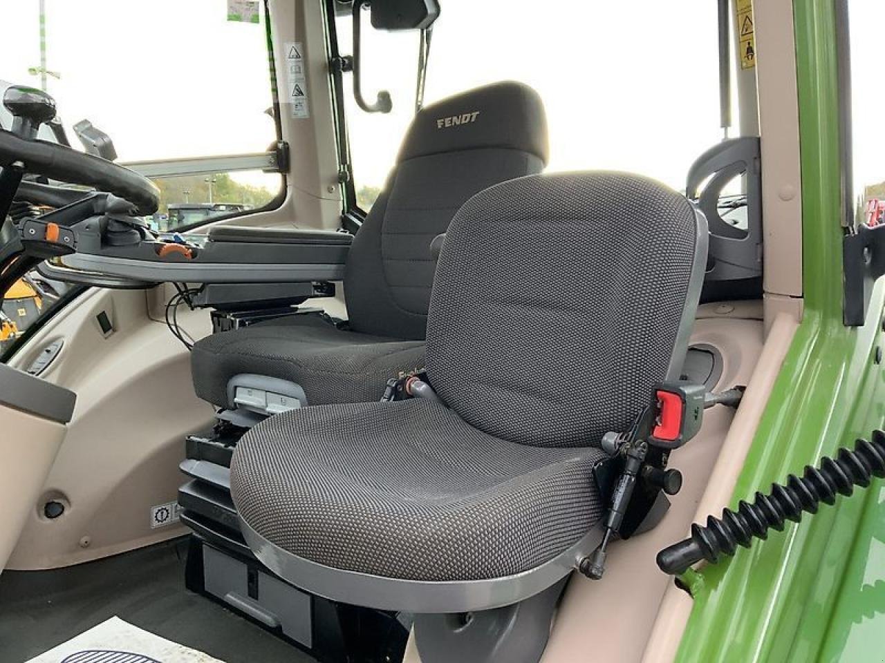 Traktor des Typs Fendt 828 profi plus tractor (st20991), Gebrauchtmaschine in SHAFTESBURY (Bild 20)