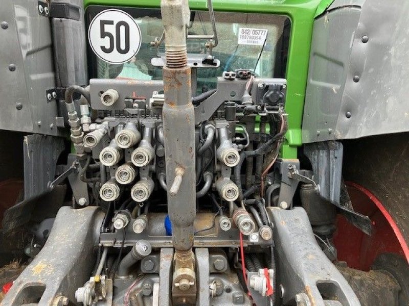 Traktor van het type Fendt 828 S4 PROFI +, Gebrauchtmaschine in POUSSAY (Foto 7)