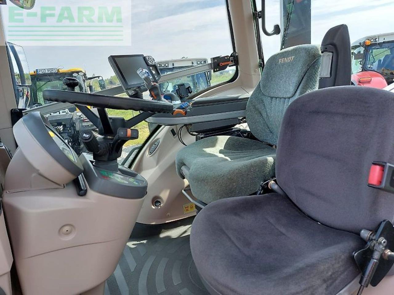 Traktor typu Fendt 828 s4 profi plus, Gebrauchtmaschine w SKARBIMIERZ – OSIEDLE (Zdjęcie 11)