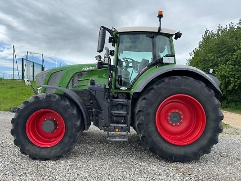 Traktor of the type Fendt 828 S4 PROFI PLUS, Gebrauchtmaschine in Muespach (Picture 3)