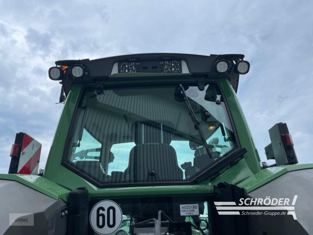 Traktor typu Fendt 828 S4 PROFI PLUS, Gebrauchtmaschine v Wildeshausen (Obrázok 18)