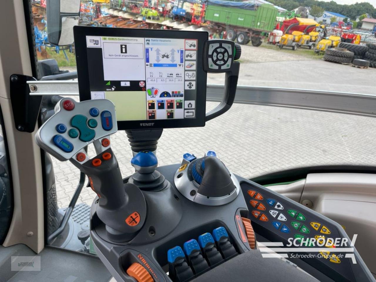 Traktor a típus Fendt 828 S4 PROFI PLUS, Gebrauchtmaschine ekkor: Wildeshausen (Kép 14)