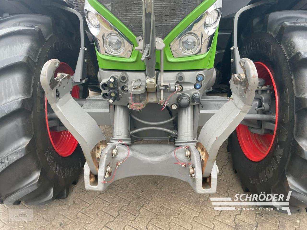 Traktor типа Fendt 828 S4 PROFI PLUS, Gebrauchtmaschine в Wildeshausen (Фотография 12)