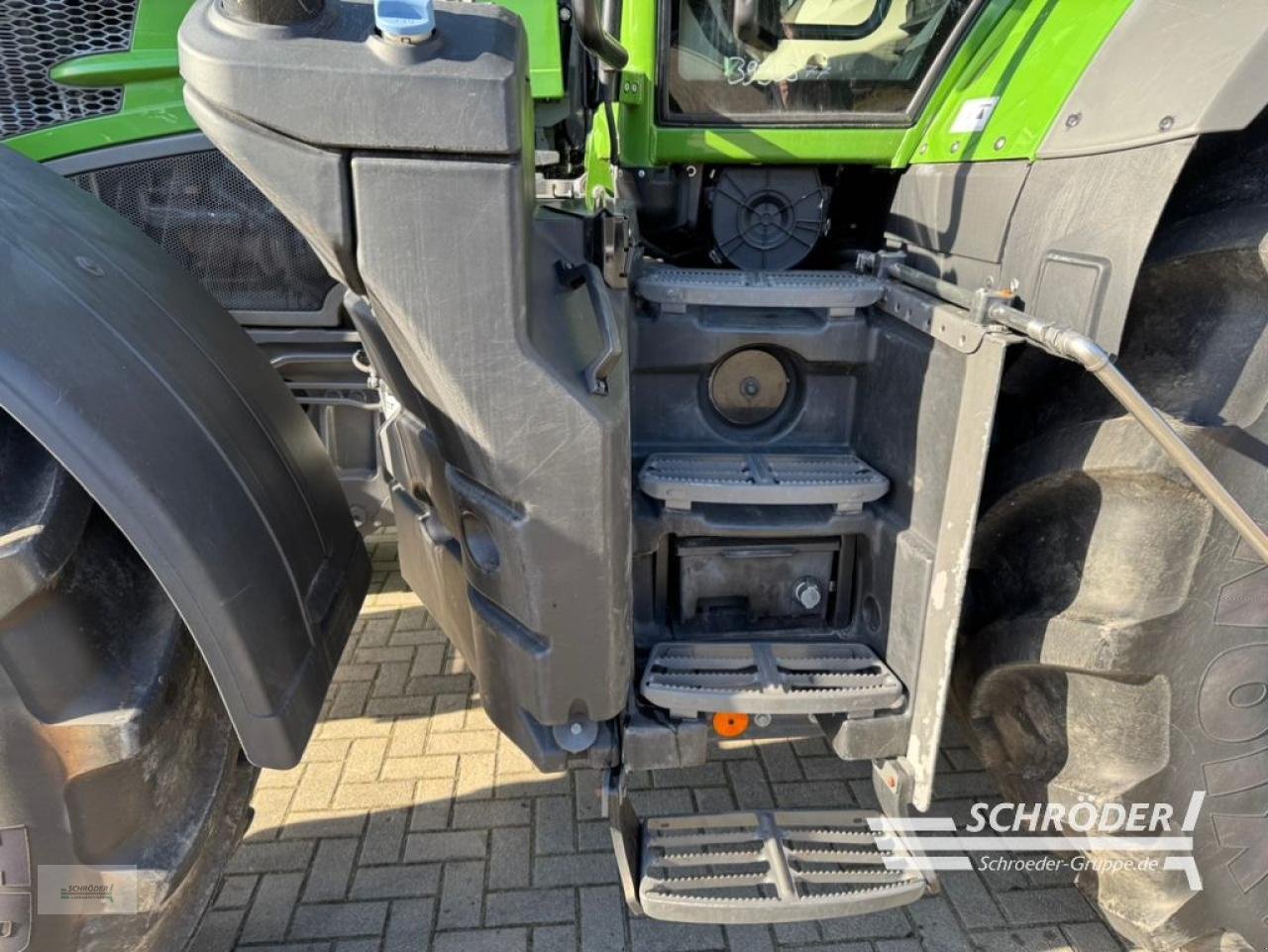 Traktor van het type Fendt 828 S4 PROFI PLUS, Gebrauchtmaschine in Wildeshausen (Foto 9)