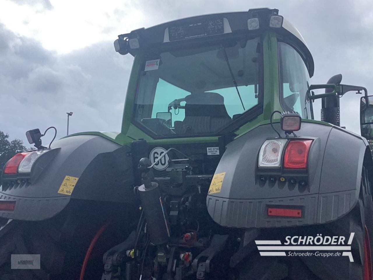 Traktor van het type Fendt 828 S4 PROFI PLUS, Gebrauchtmaschine in Lastrup (Foto 11)