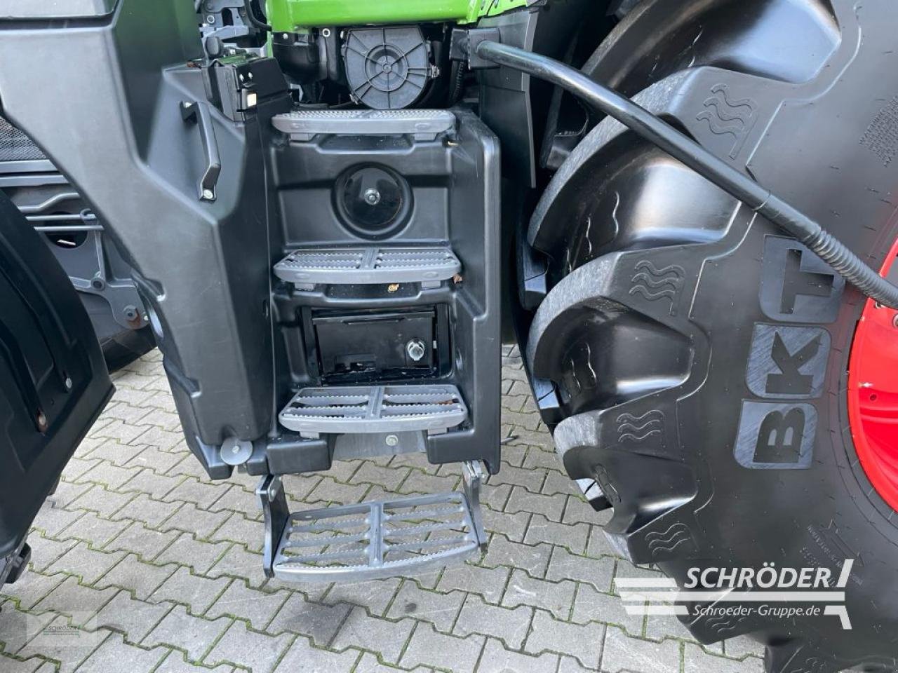 Traktor типа Fendt 828 S4 PROFI PLUS, Gebrauchtmaschine в Wildeshausen (Фотография 17)