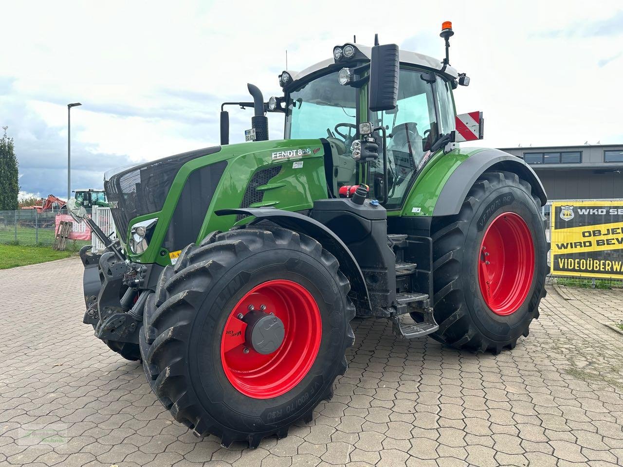 Traktor от тип Fendt 828 S4 ProfiPlus, Gebrauchtmaschine в Coppenbruegge (Снимка 10)