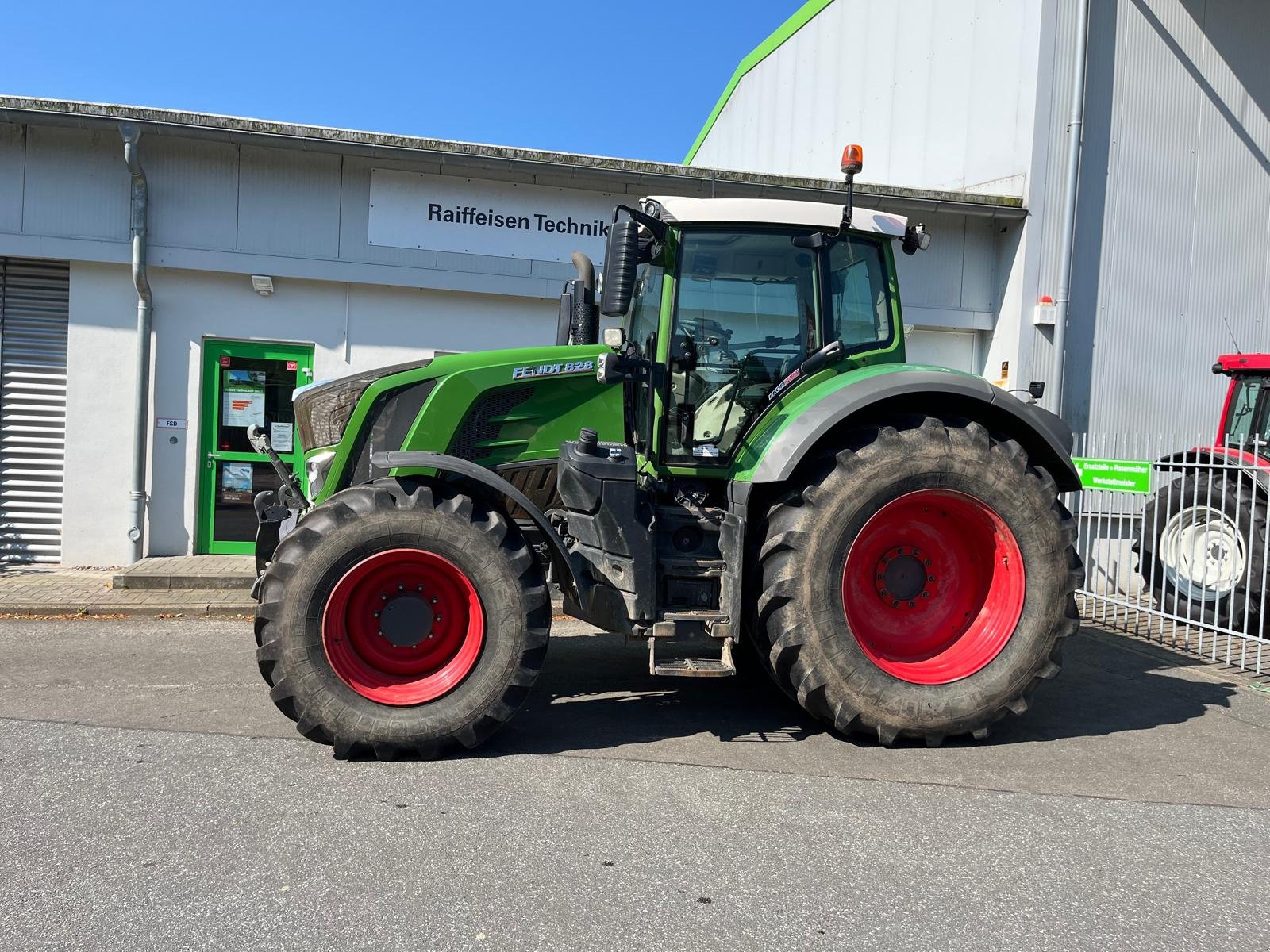 Traktor van het type Fendt 828 S4 ProfiPlus, Gebrauchtmaschine in Eckernförde (Foto 1)