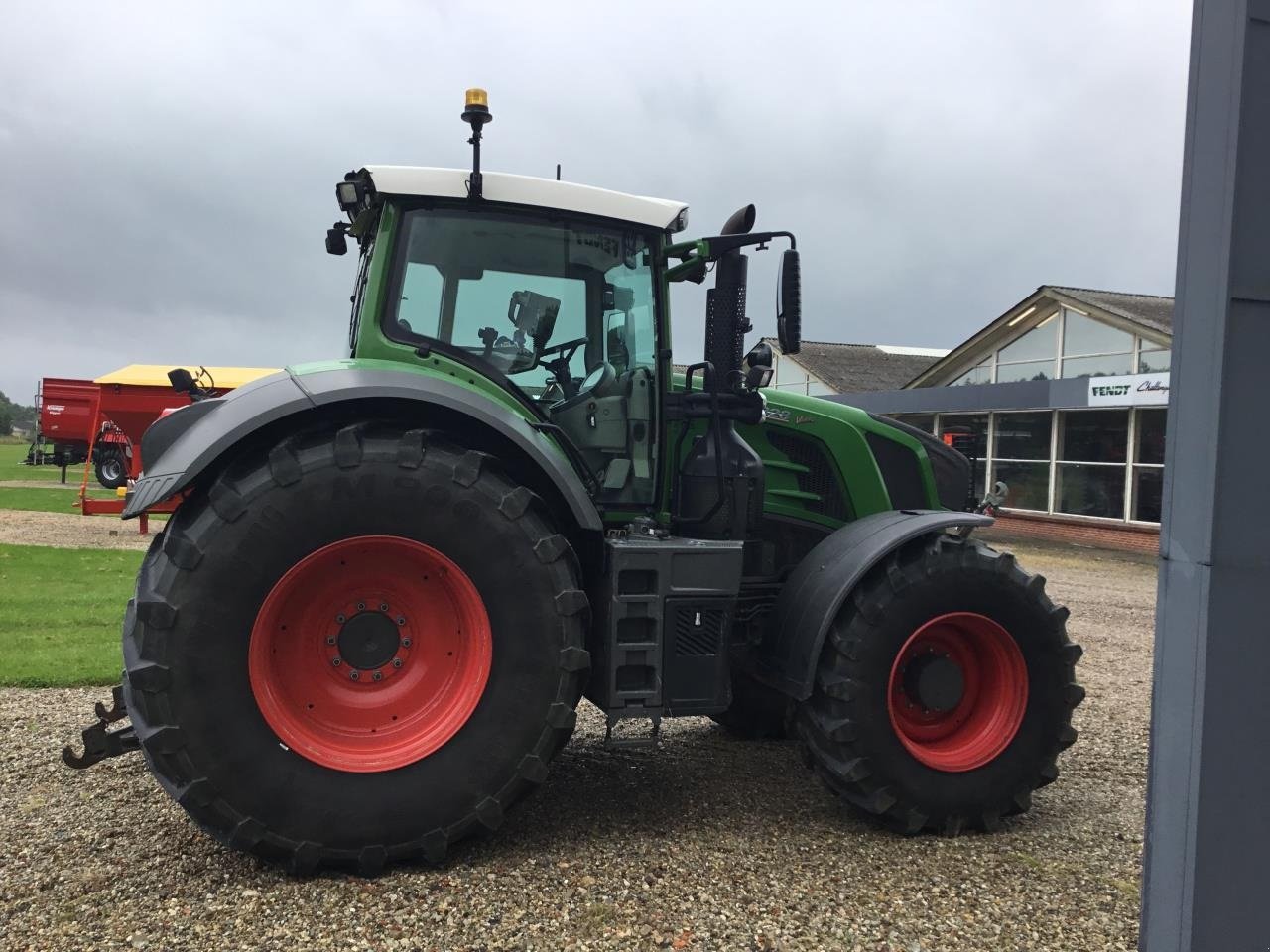 Traktor типа Fendt 828 S4 VARIO PROFI, Gebrauchtmaschine в Grindsted (Фотография 4)