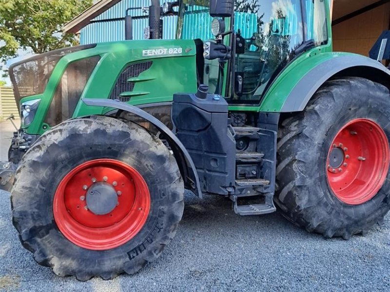 Traktor от тип Fendt 828 SCR Profi Plus. Alt udstyr, Gebrauchtmaschine в Horslunde (Снимка 1)
