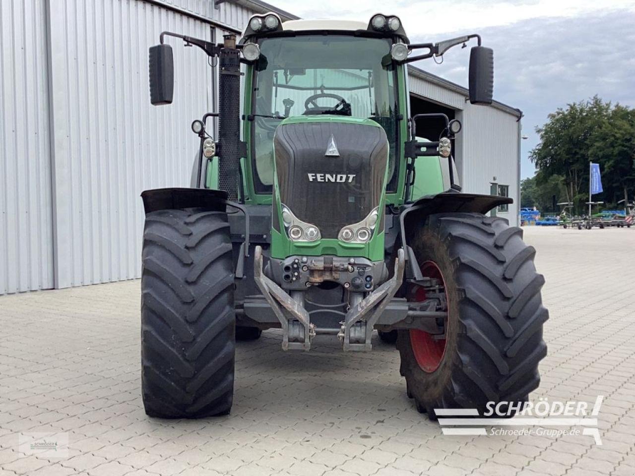 Traktor του τύπου Fendt 828 SCR PROFI PLUS, Gebrauchtmaschine σε Wildeshausen (Φωτογραφία 2)