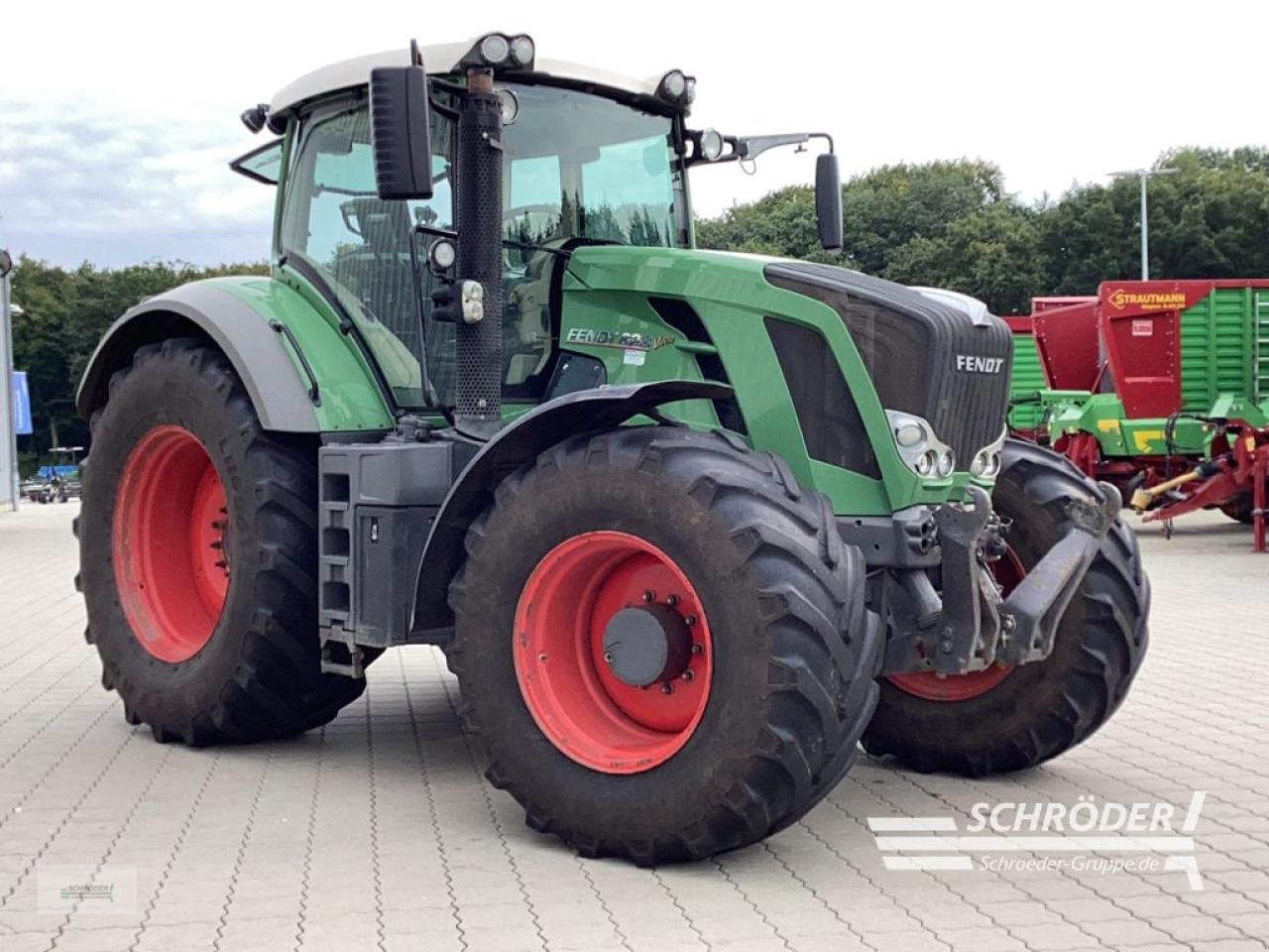 Traktor typu Fendt 828 SCR PROFI PLUS, Gebrauchtmaschine v Wildeshausen (Obrázok 3)