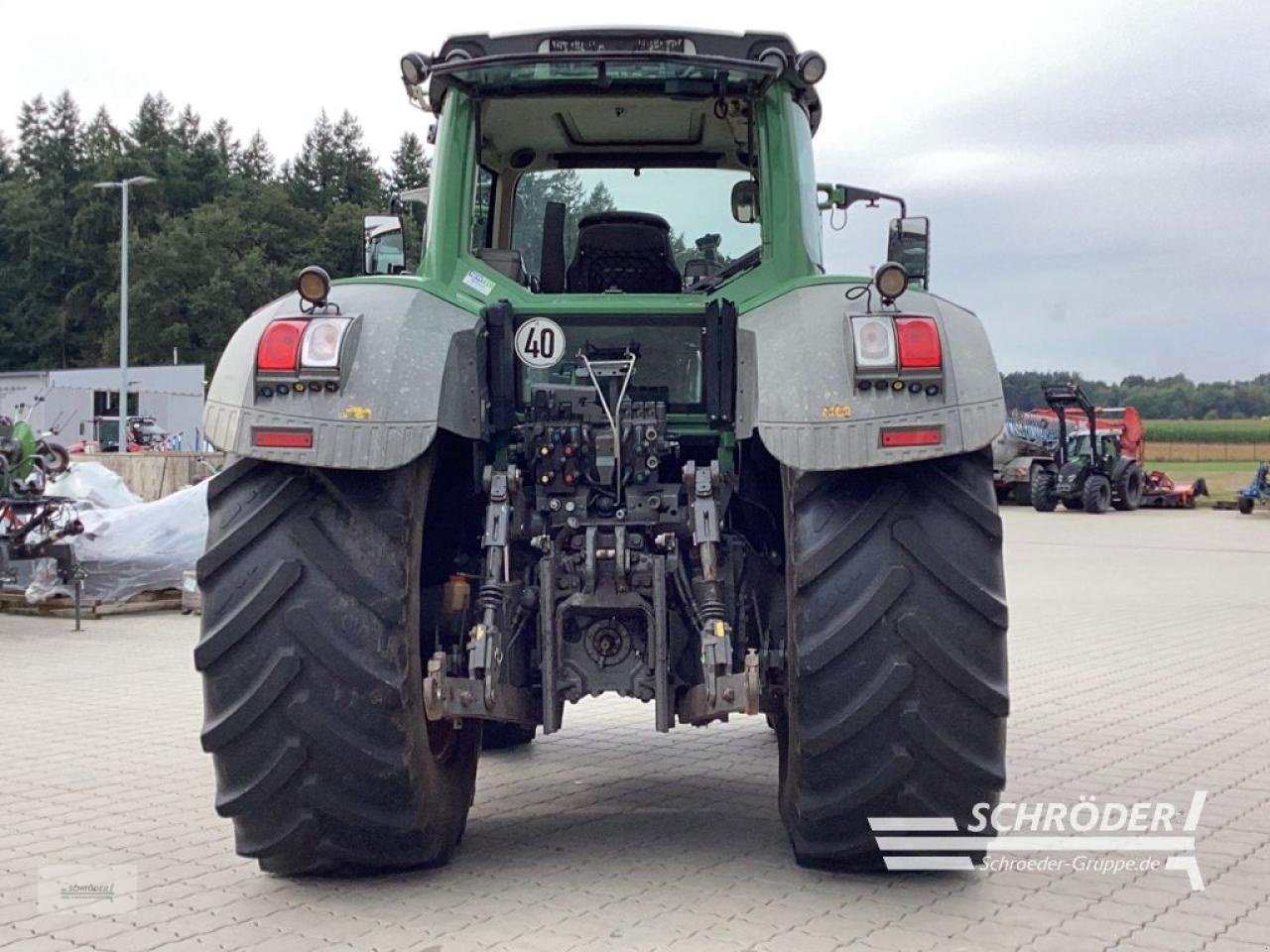 Traktor typu Fendt 828 SCR PROFI PLUS, Gebrauchtmaschine v Wildeshausen (Obrázek 4)