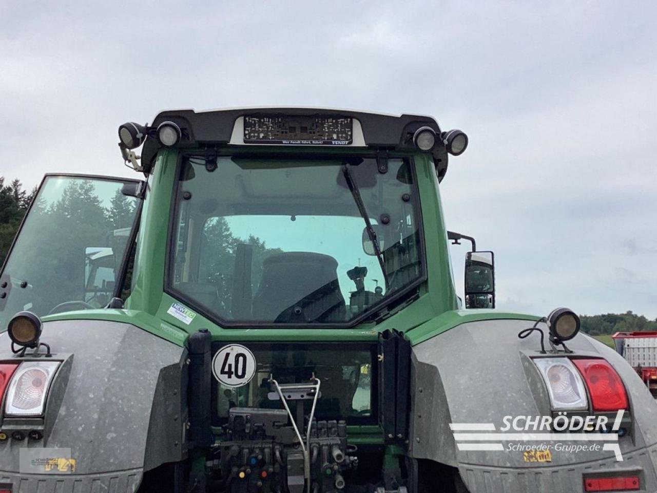 Traktor del tipo Fendt 828 SCR PROFI PLUS, Gebrauchtmaschine In Wildeshausen (Immagine 19)