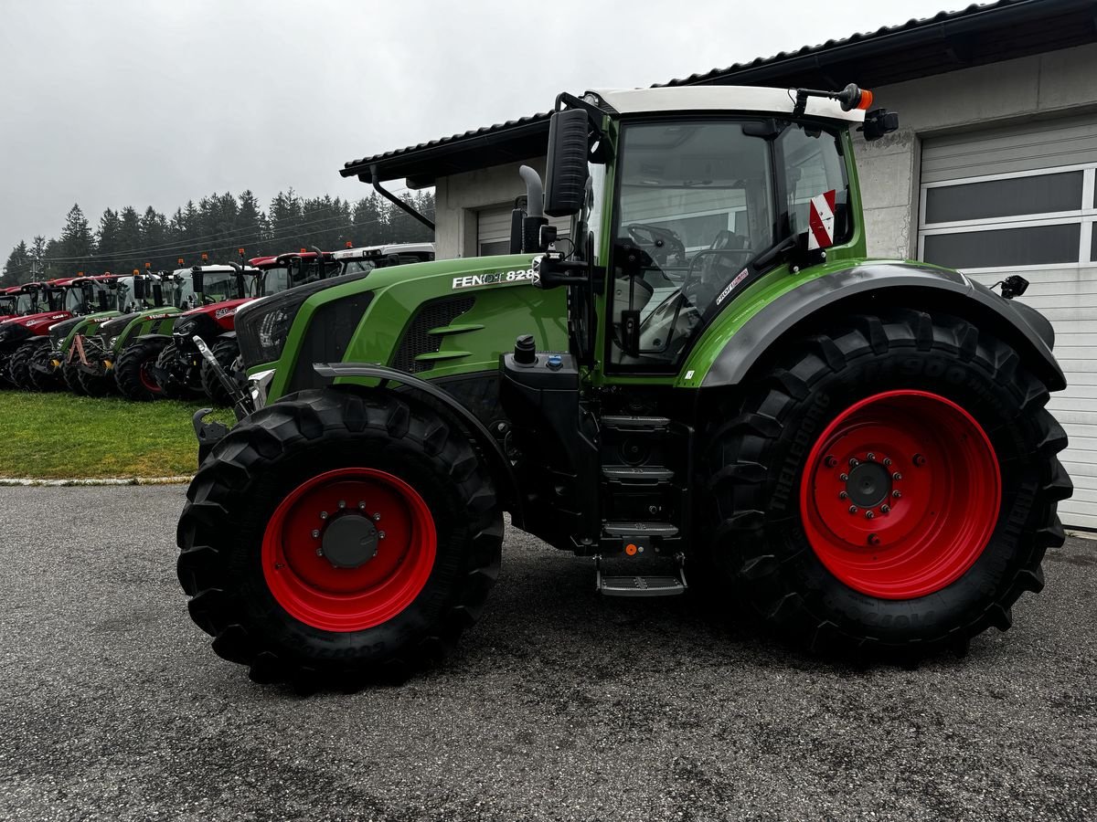 Traktor van het type Fendt 828 Vario Profi+, Gebrauchtmaschine in Traberg (Foto 1)