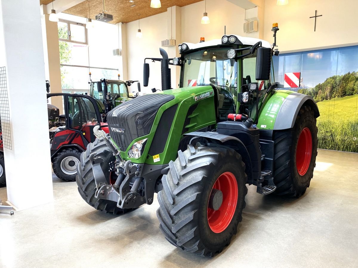 Traktor du type Fendt 828 Vario Profi+, Gebrauchtmaschine en Wallern (Photo 1)