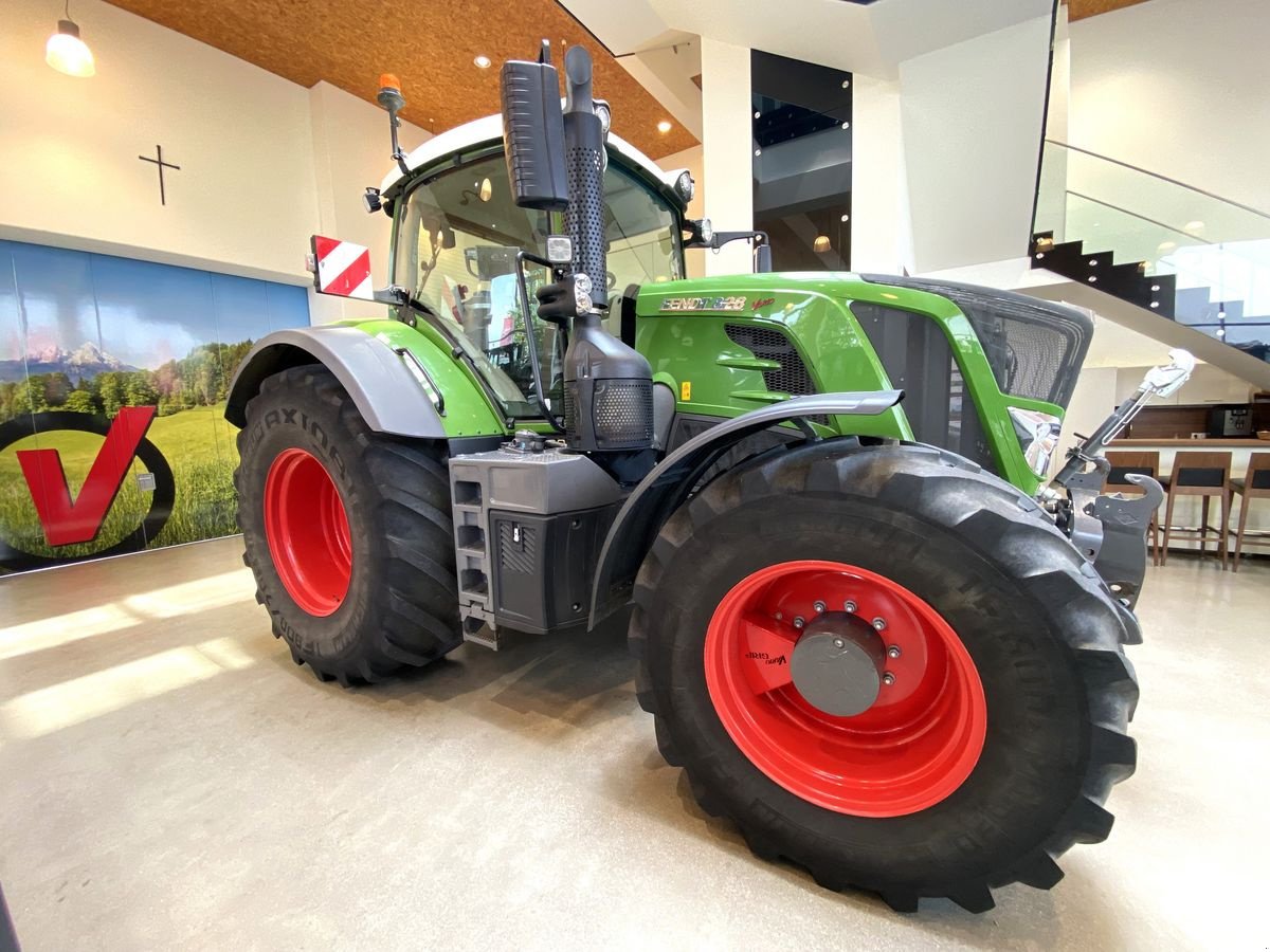 Traktor des Typs Fendt 828 Vario Profi+, Gebrauchtmaschine in Wallern (Bild 4)