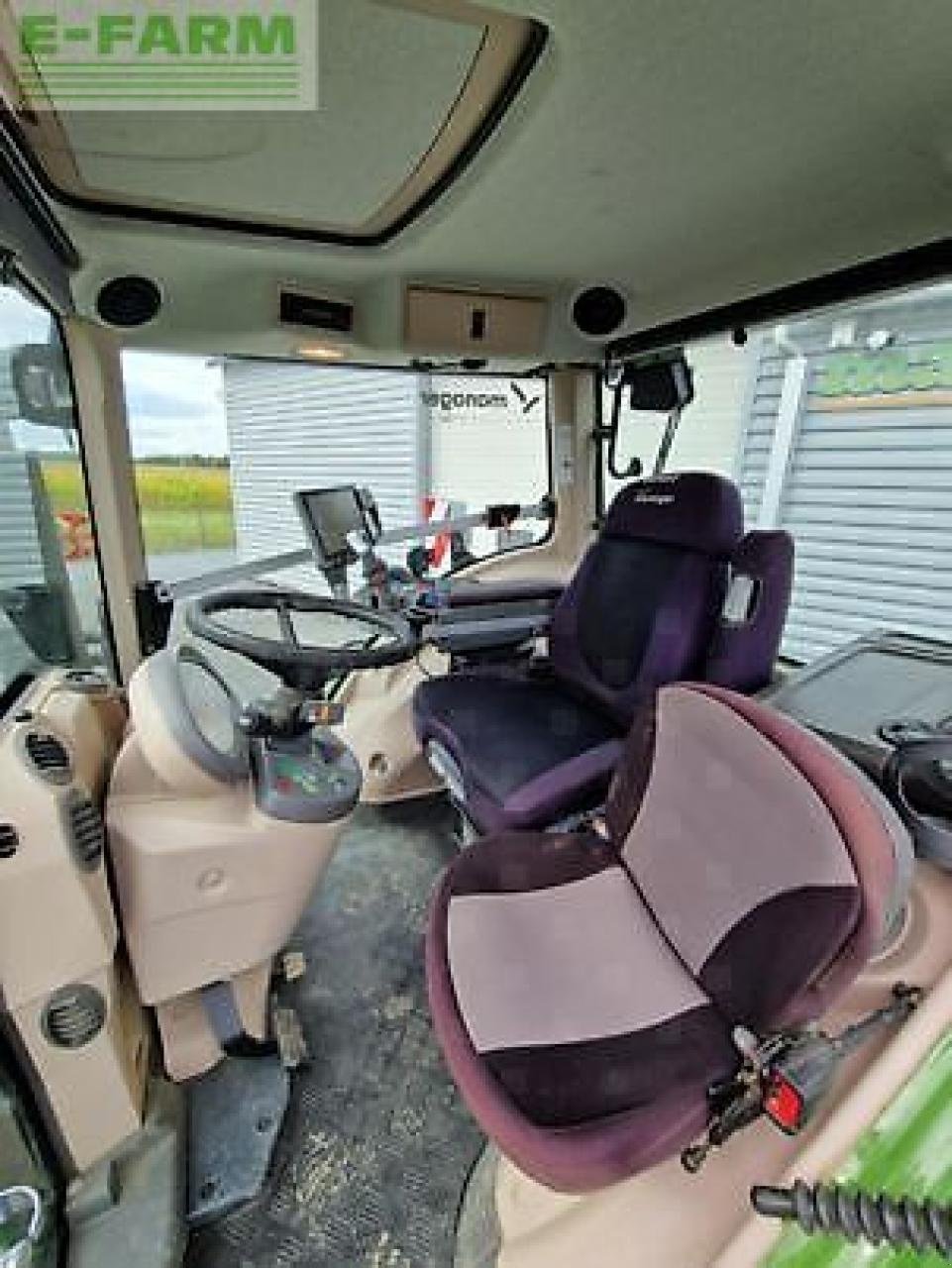 Traktor del tipo Fendt 828 vario profi plus ProfiPlus, Gebrauchtmaschine In MONFERRAN (Immagine 7)