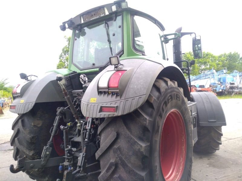 Traktor Türe ait Fendt 828 Vario Profi Plus S4, Gebrauchtmaschine içinde Liebenwalde (resim 5)