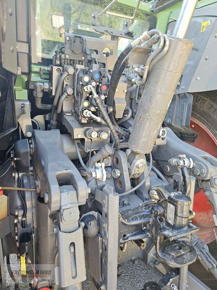 Traktor van het type Fendt 828 Vario Profi Plus, Gebrauchtmaschine in Altenfelden (Foto 11)