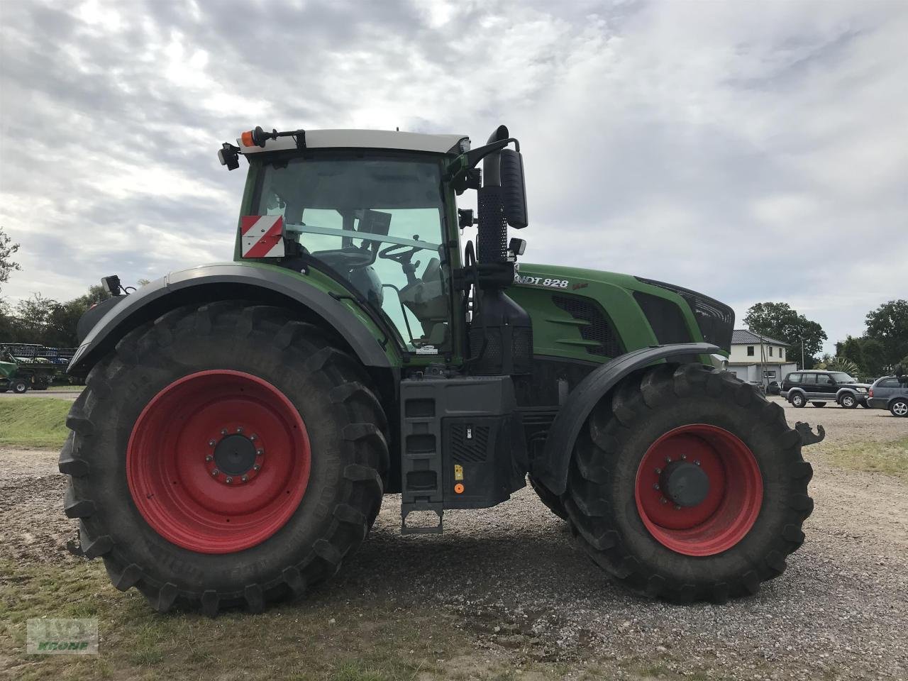 Traktor del tipo Fendt 828 Vario Profi Plus, Gebrauchtmaschine In Alt-Mölln (Immagine 2)