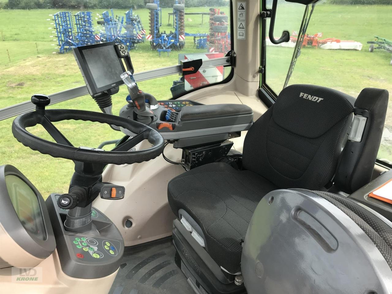 Traktor van het type Fendt 828 Vario Profi Plus, Gebrauchtmaschine in Alt-Mölln (Foto 10)