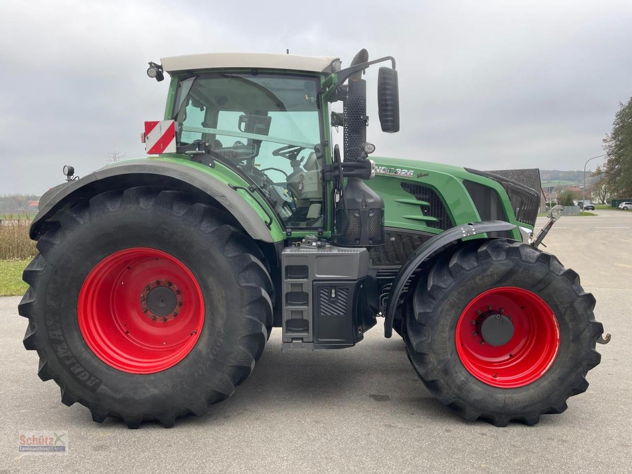 Traktor del tipo Fendt 828 Vario ProfiPlus S4, GPS, RTK, RüFa, SC, Gebrauchtmaschine In Schierling (Immagine 5)