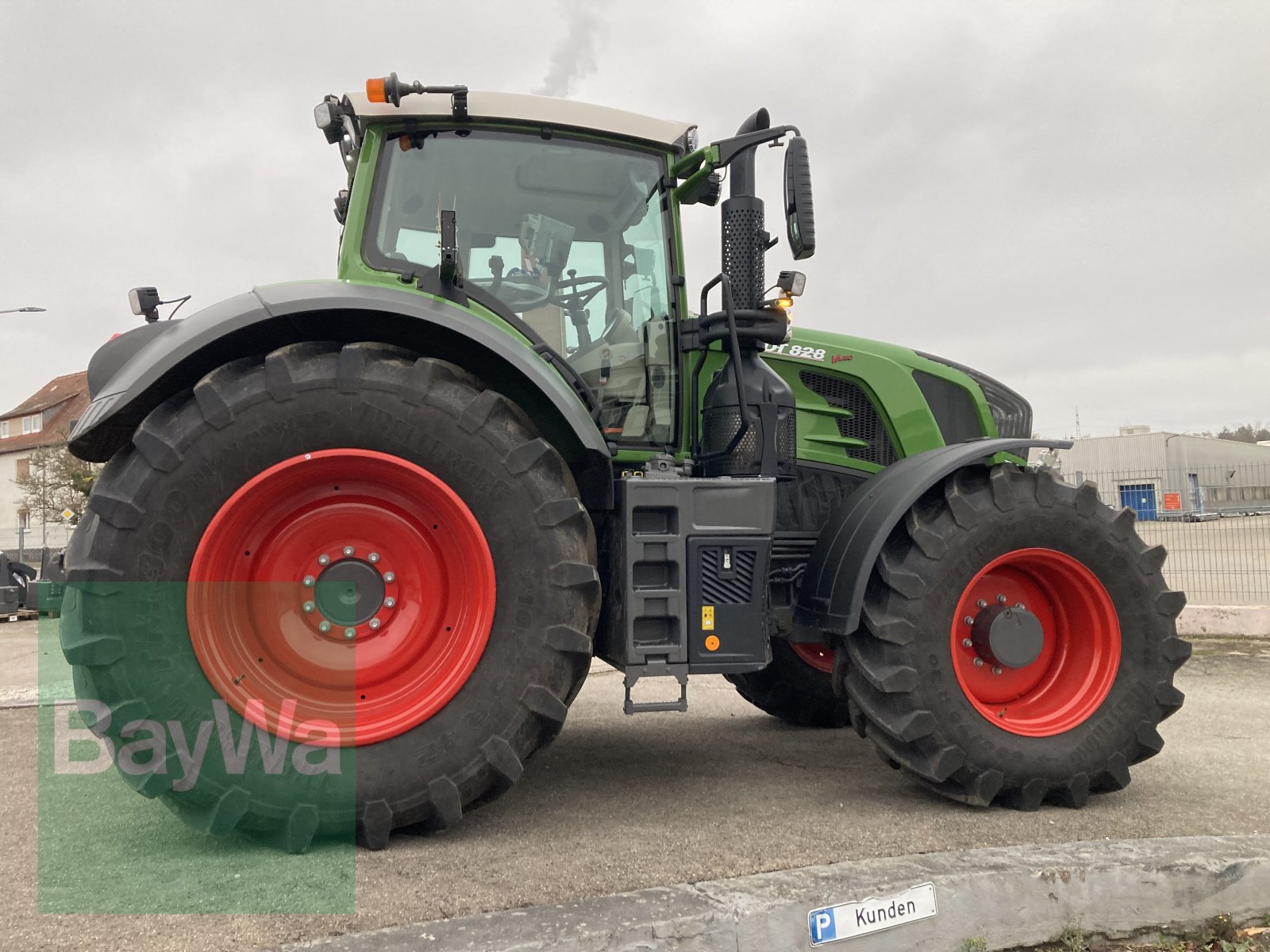 Traktor типа Fendt 828 Vario ProfiPlus S4 RTK  *Garantie*, Gebrauchtmaschine в Dinkelsbühl (Фотография 10)