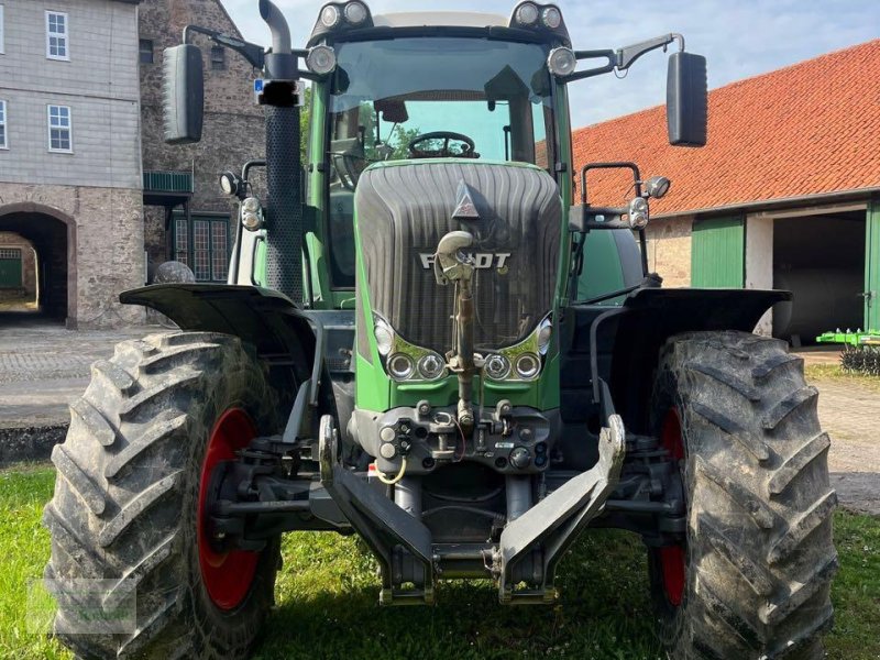 Traktor типа Fendt 828 Vario ProfiPlus, Gebrauchtmaschine в Coppenbruegge (Фотография 1)