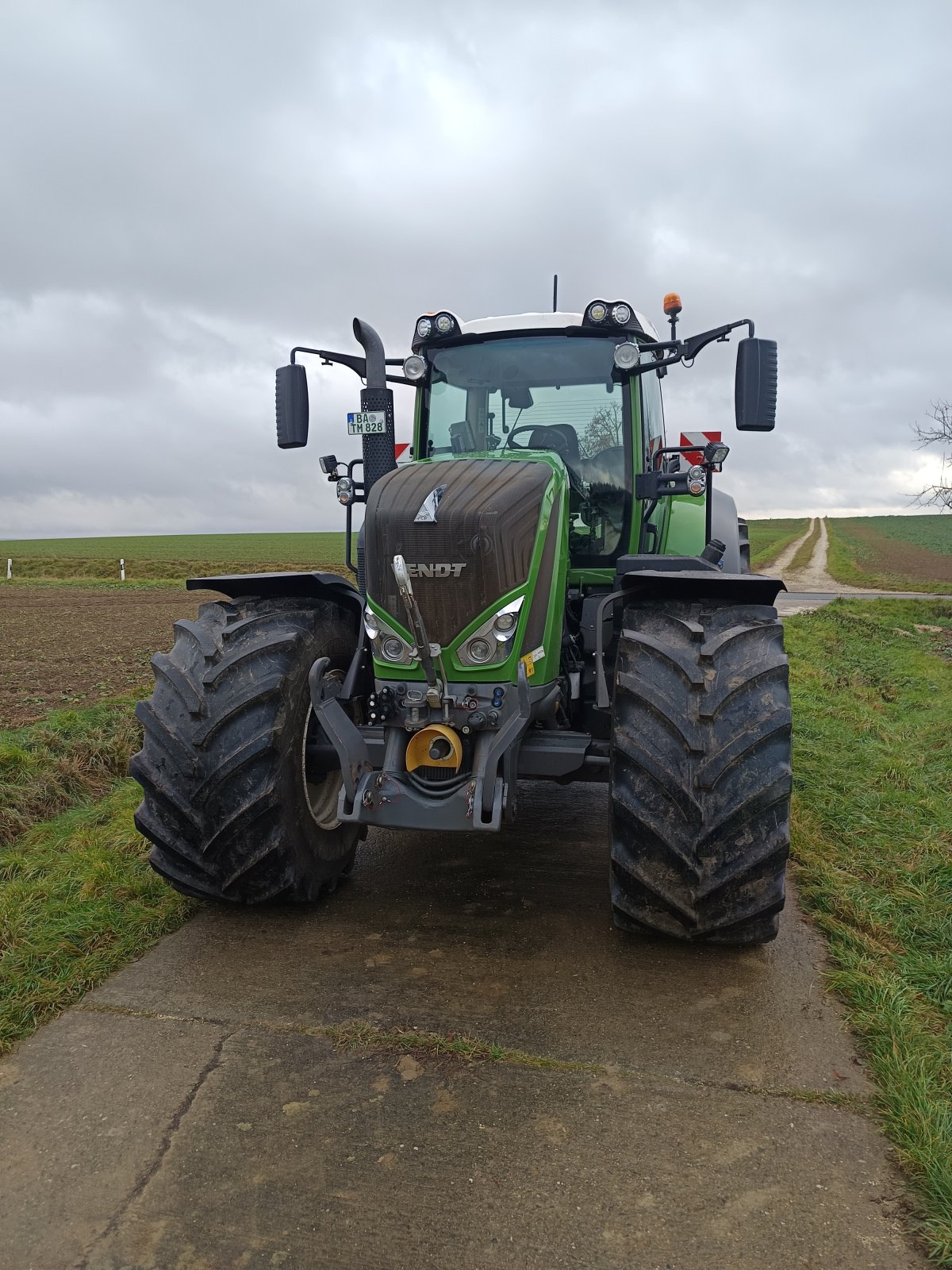 Traktor of the type Fendt 828 Vario ProfiPlus, Gebrauchtmaschine in Scheßlitz (Picture 2)