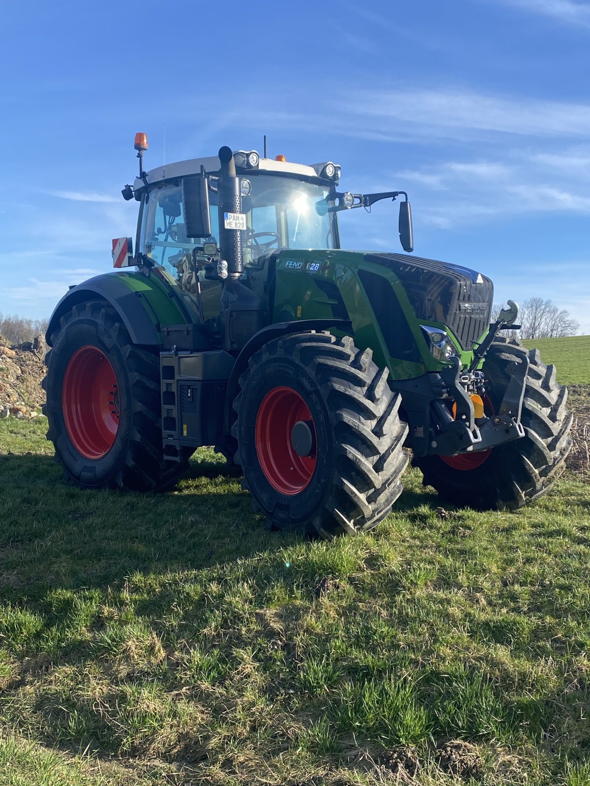 Traktor of the type Fendt 828 Vario ProfiPlus, Gebrauchtmaschine in Pfarrkirchen (Picture 3)