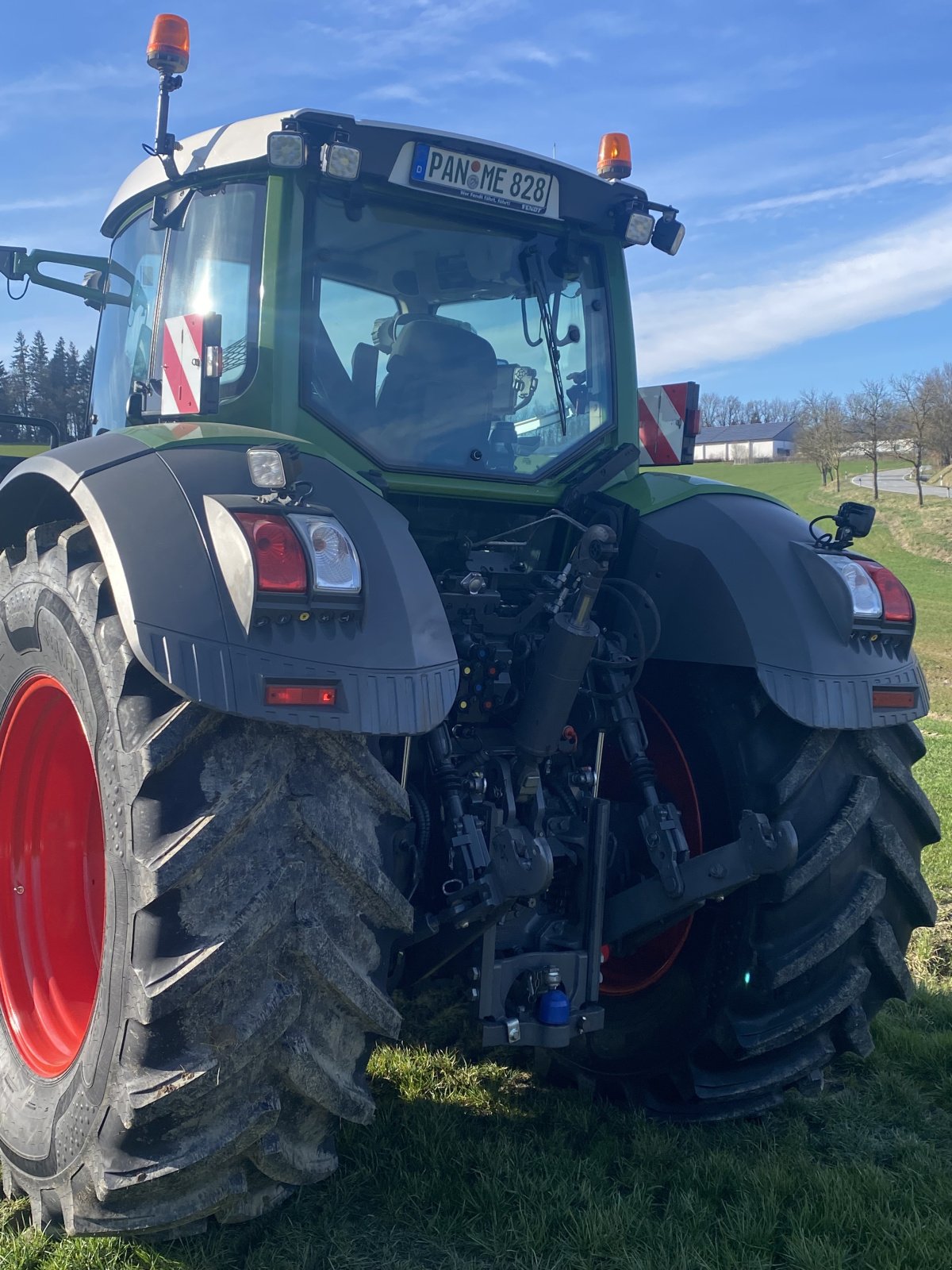 Traktor of the type Fendt 828 Vario ProfiPlus, Gebrauchtmaschine in Pfarrkirchen (Picture 4)