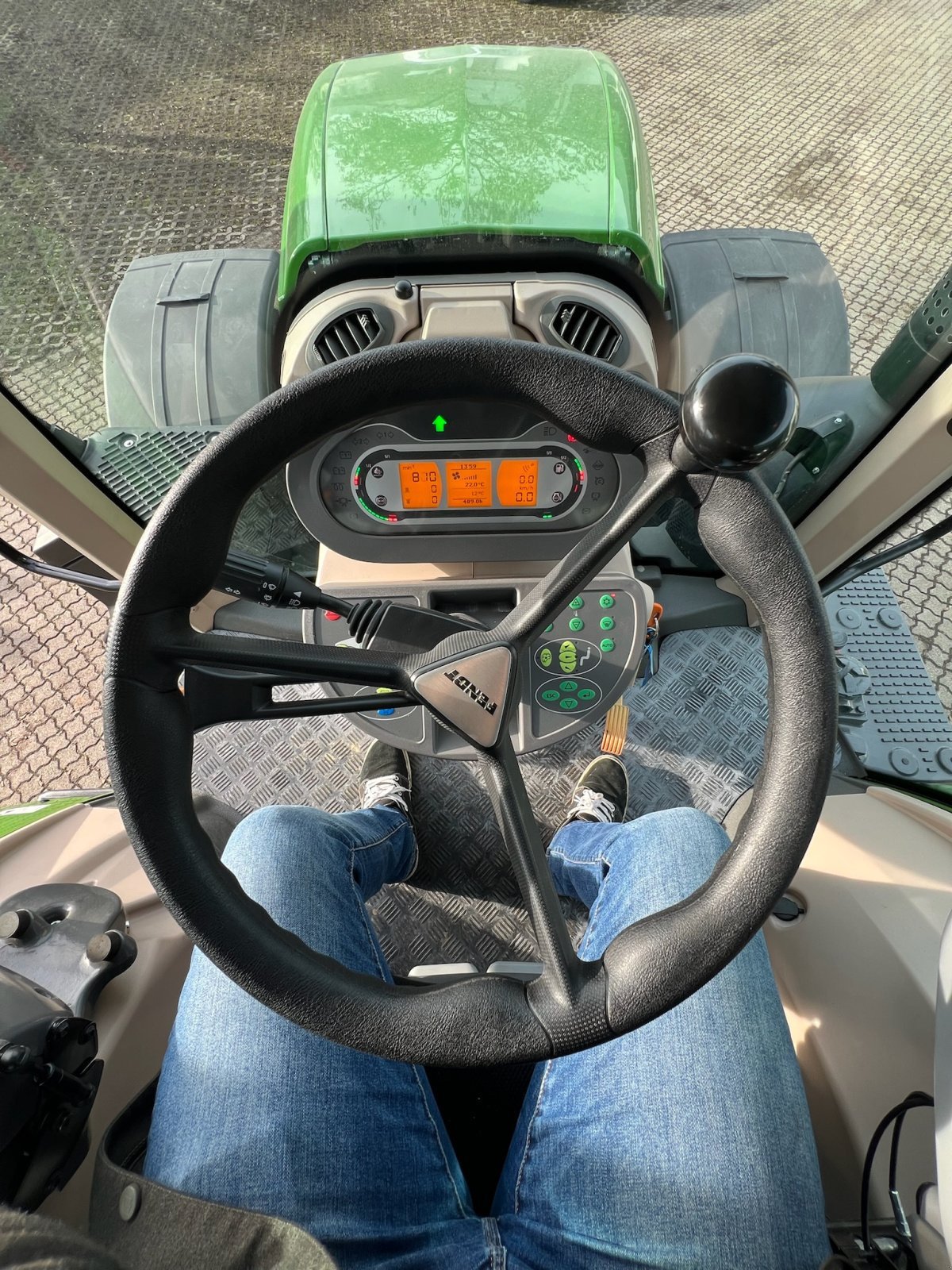 Traktor типа Fendt 828 Vario ProfiPlus, Gebrauchtmaschine в sulz (Фотография 15)