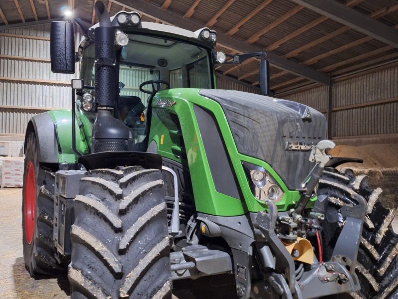 Traktor типа Fendt 828 Vario ProfiPlus, Gebrauchtmaschine в Borken (Фотография 1)