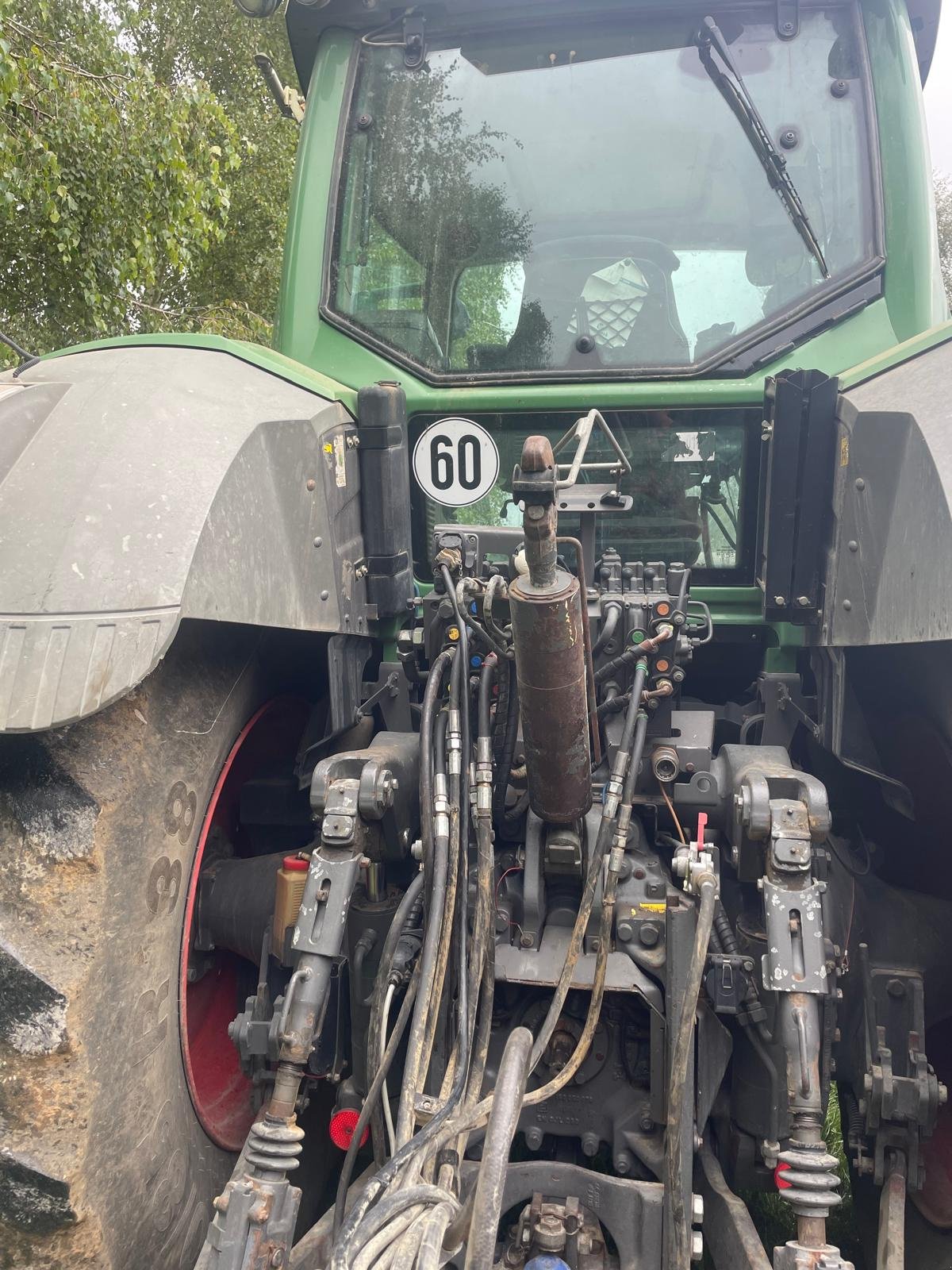 Traktor des Typs Fendt 828 Vario ProfiPlus, Gebrauchtmaschine in Langenenslingen (Bild 3)