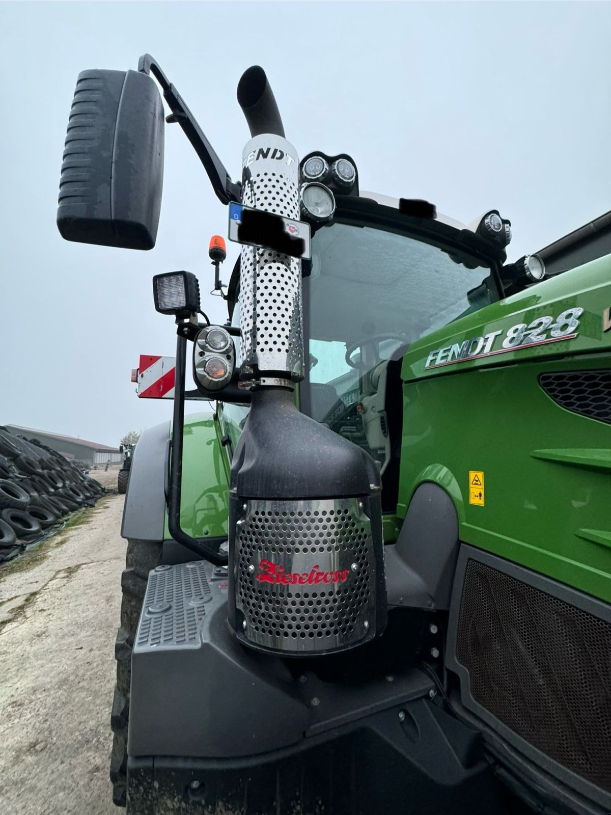 Traktor del tipo Fendt 828 Vario ProfiPlus, Gebrauchtmaschine In Jemgum (Immagine 4)