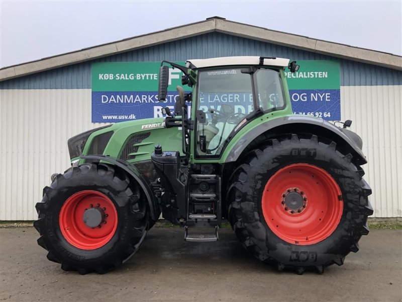 Traktor du type Fendt 828 Vario S4 Profi Plus Med Front PTO, Gebrauchtmaschine en Rødekro