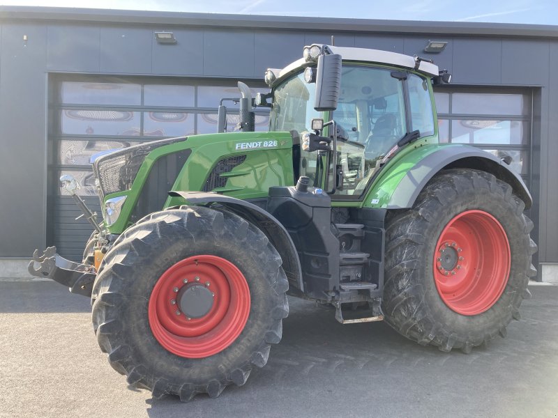 Traktor Türe ait Fendt 828 Vario S4 Profi Plus *Motor neu* RTK, Gebrauchtmaschine içinde Wülfershausen an der Saale (resim 1)